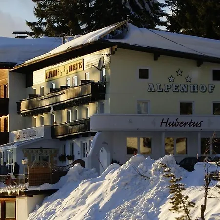 Alpenhof Hubertus Hotel Pill